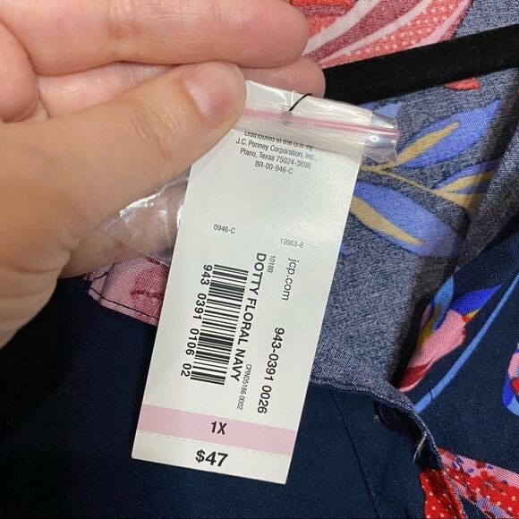 A.n.a Blue Floral Peplum Tunic Top‎ - Picture 4 of 9